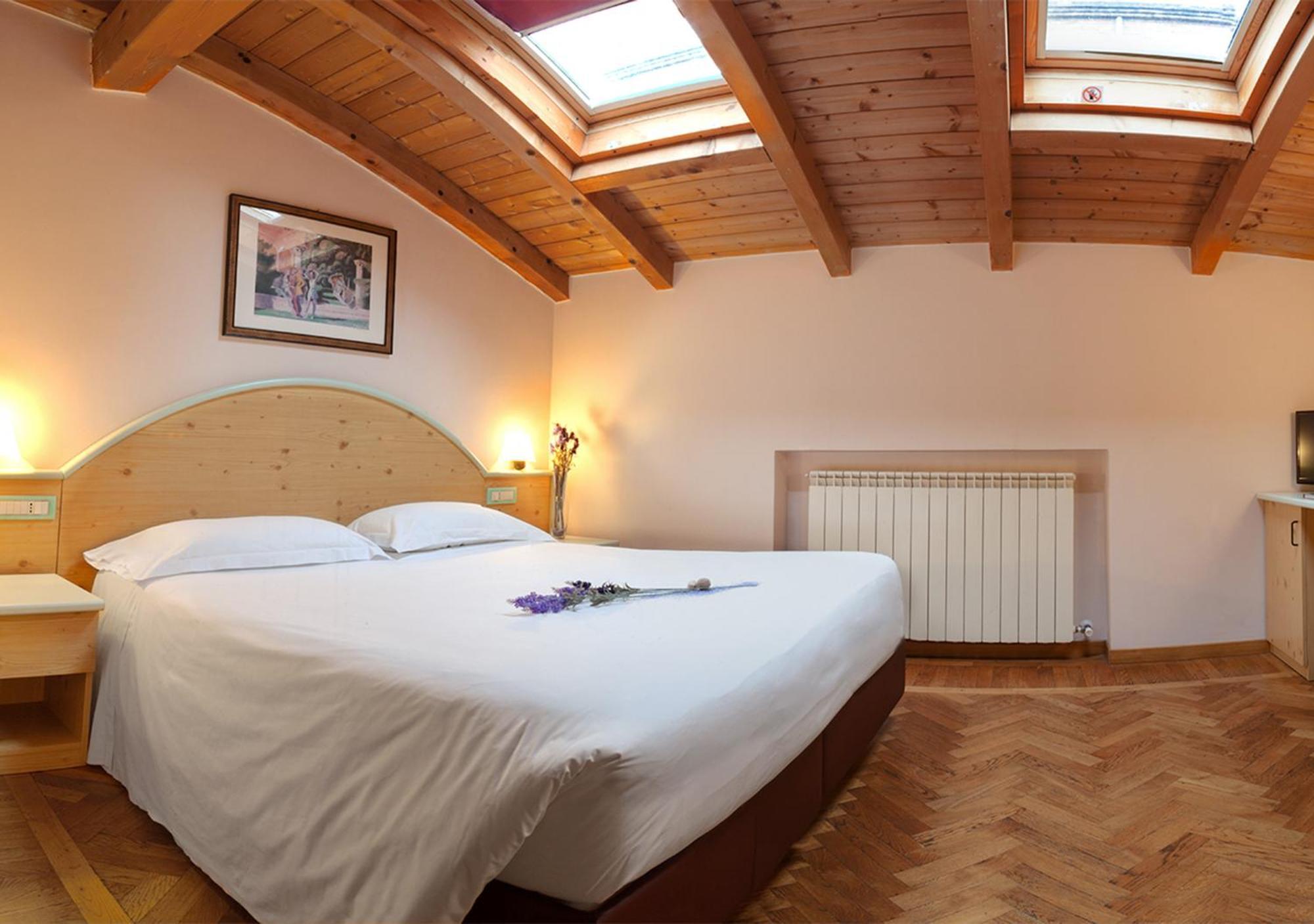 Hotel Touring Ferrara Zimmer foto